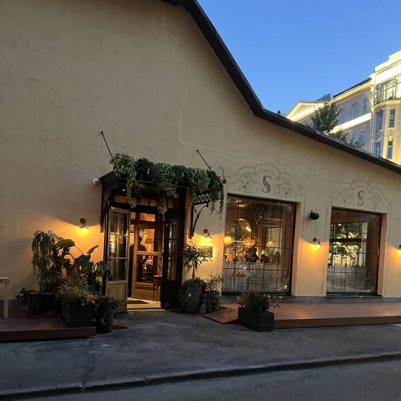 Salone Pasta & Bar:      Atelier Family