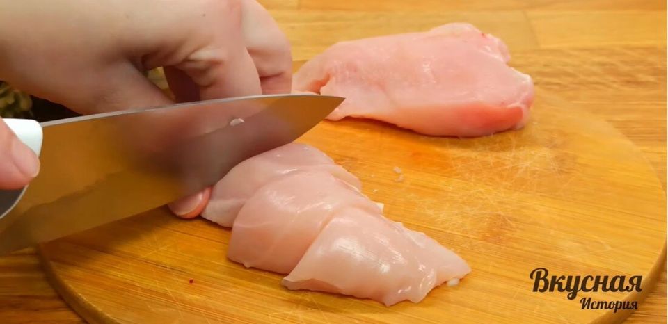 Завтракаем по-новому: вкусная пицца без теста для всей семьи