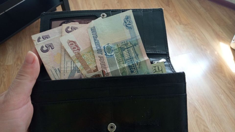 Как привычные траты могут испортить ваш бюджет: 6 привычек, которые опустошают кошелек