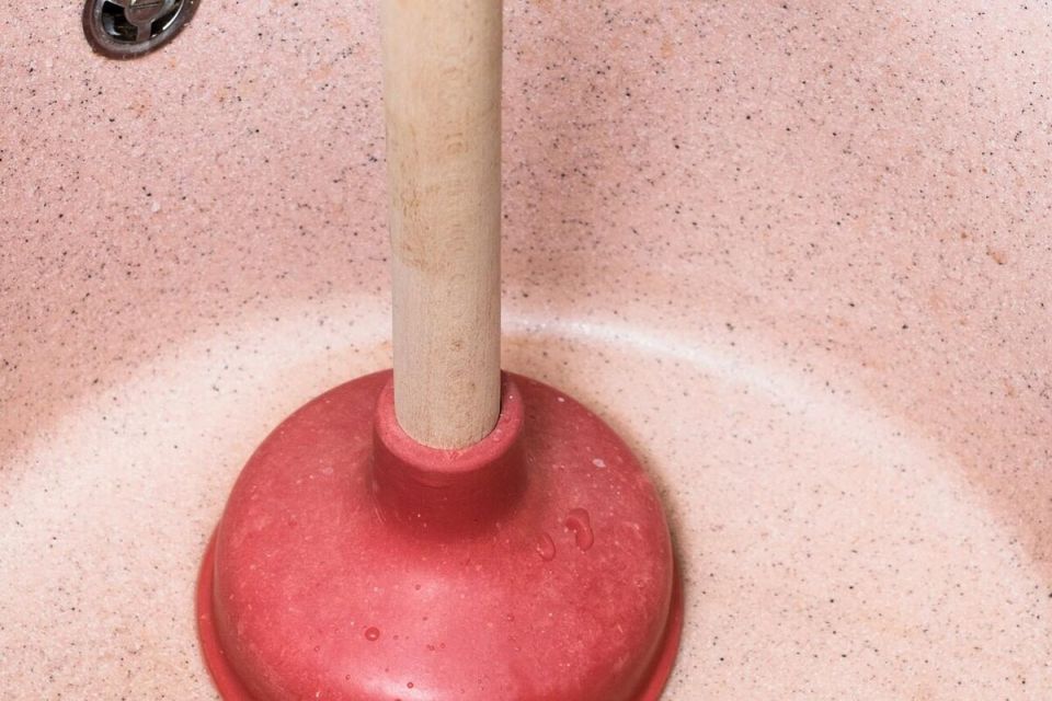 Проблема с засором: простые решения под рукой