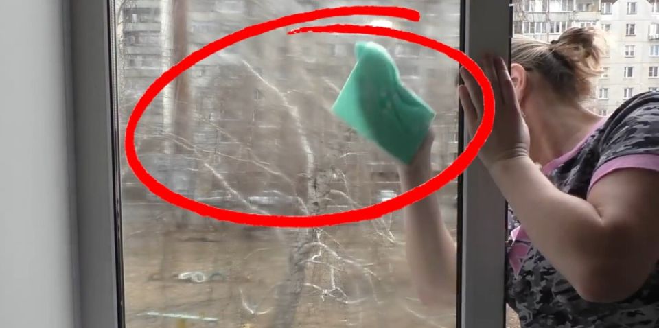 Как добиться безупречной чистоты окон с помощью крахмала: доступный и эффективный метод