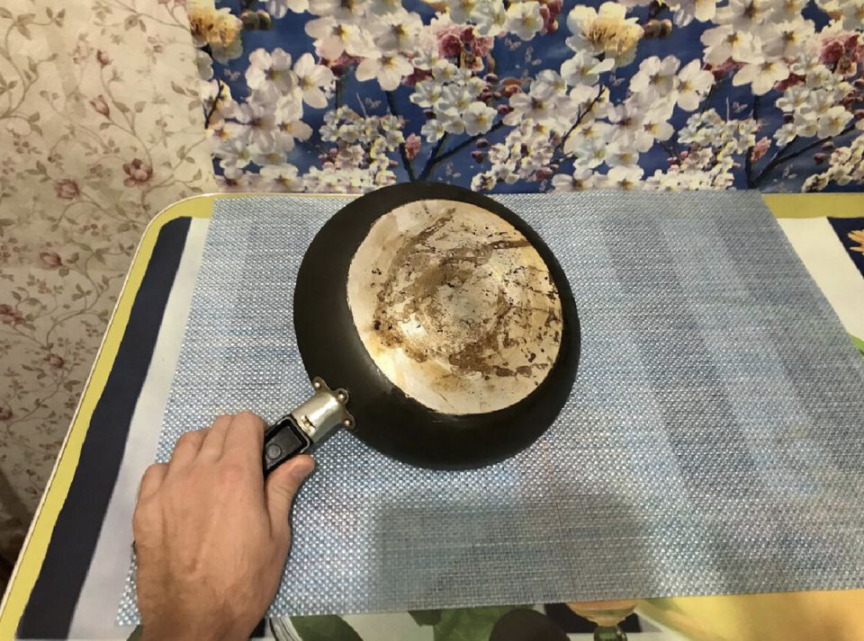 Метод очищения сковород без варки: простота и эффективность