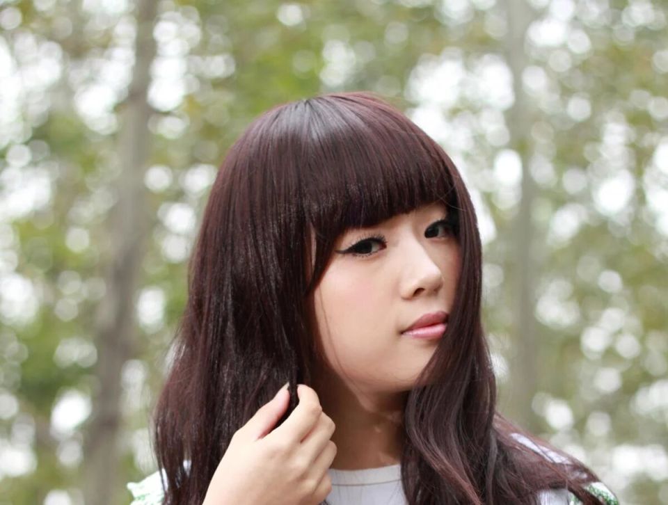 Тенденции 2025 года: какие стрижки стоит избегать, чтобы не выглядеть старше