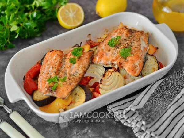 Вдохновляющий семейный ужин: Кета с овощами, который покорит всех