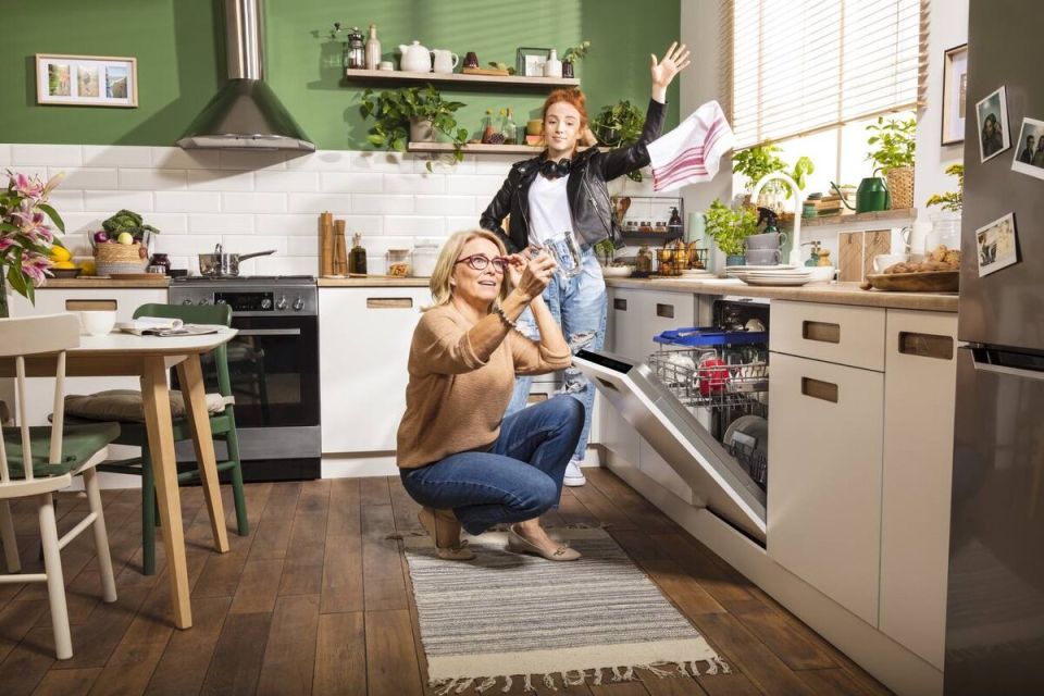 Раковина или посудомоечная машина: что выбрать для идеального ухода за посудой?