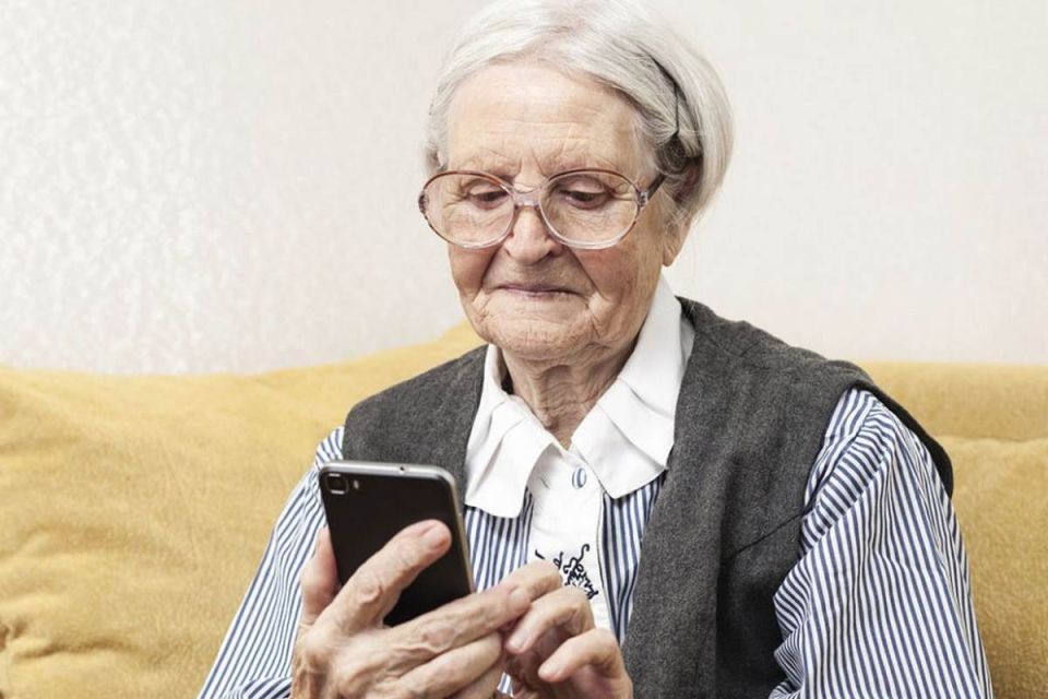 Суд назначил банку вернуть пенсионерке украденный миллион: история борьбы с мошенниками