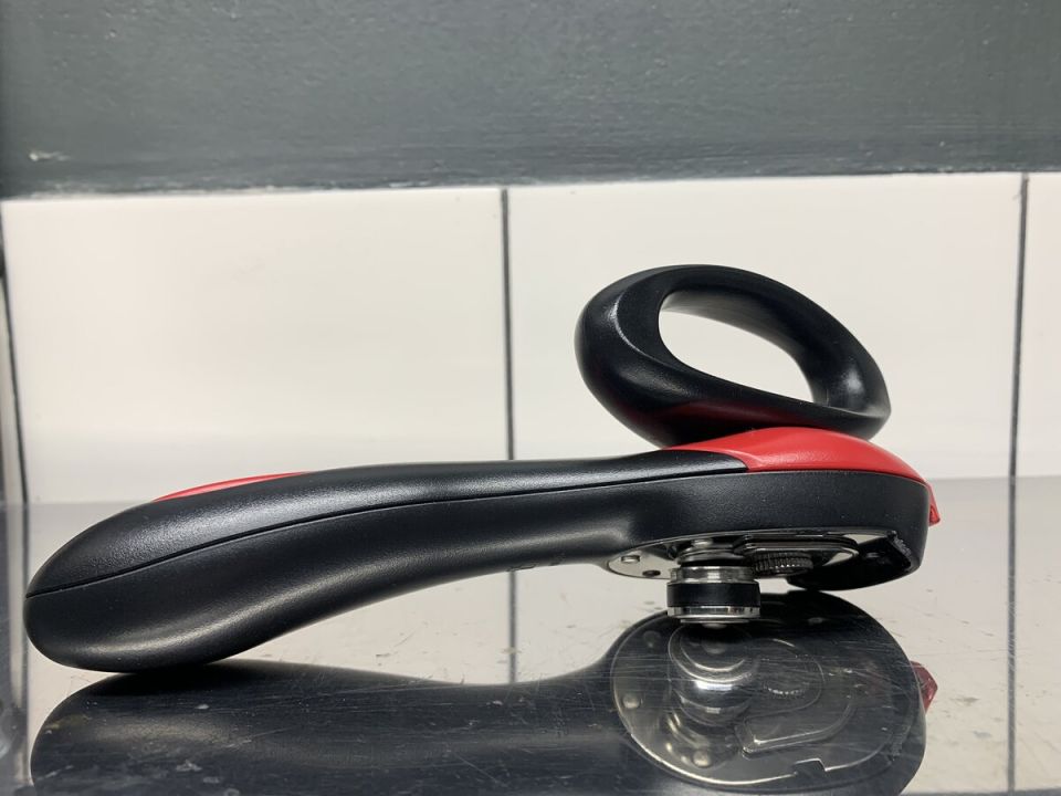 Обзор уникальной открывашки Tupperware: стоит ли 3000 рублей?