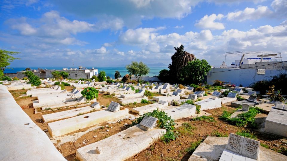 Ограничение на захоронение: самовольный захват земли на кладбище обернулся судебным разбирательством