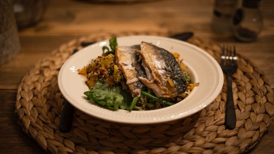 Скумбрия превратится в кулинарный шедевр: секрет в дешевых специях