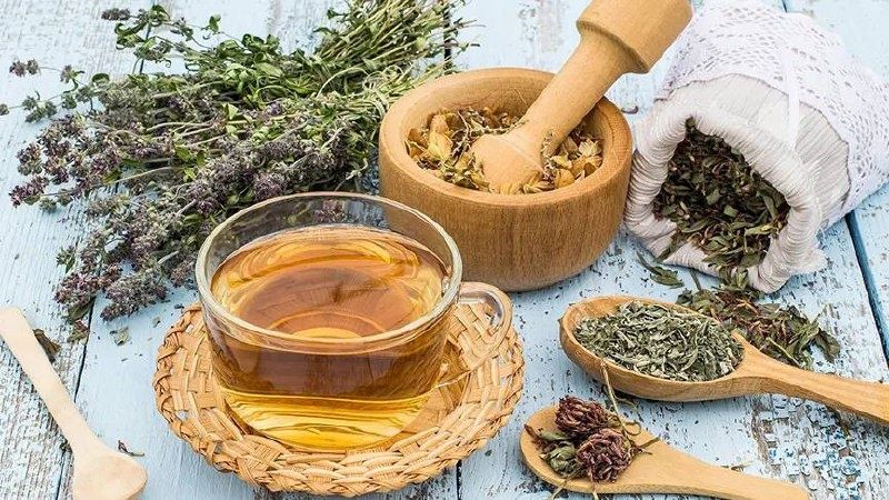 Тайны трав: как избавиться от проблем с кишечником с помощью природных средств