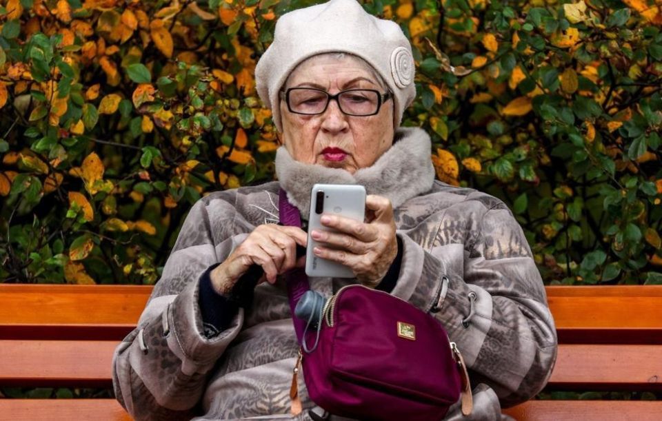 Пенсии за январь будут выплачены до праздников: что важно знать