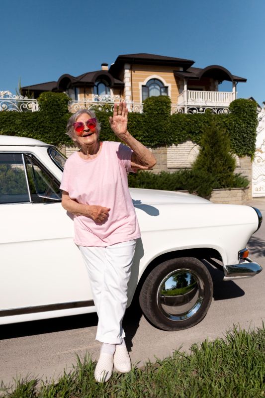 Как новая информация о пенсиях вызывает страх: проверяем мифы о гаражах и машинах