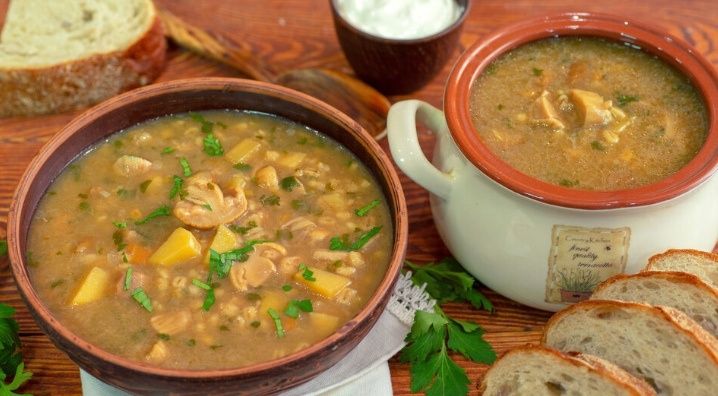 Грибной суп с перловкой: уют в каждой ложке