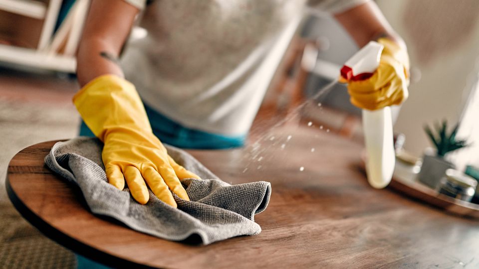 Уборка за 30 минут: 5 секретов от профессионалов, которые изменят ваш подход к чистоте