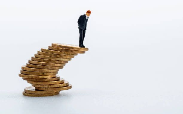 Пенсионер сразился с банком из-за списания пособия: кто прав?