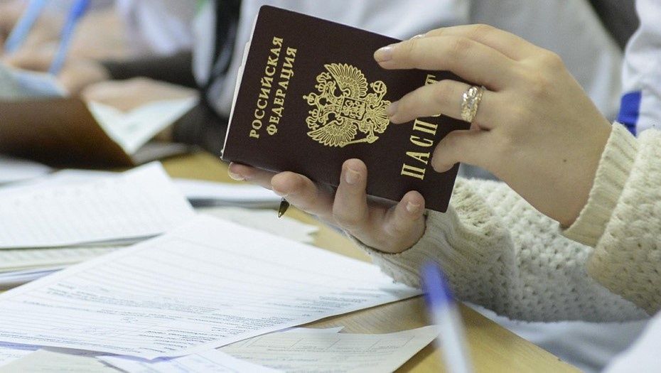 Смена фамилии после развода: Как это сделать без согласия отца ребенка в 2025 году