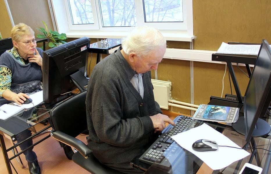 Пожилые люди под защитой: свежие меры предосторожности от финансовых мошенников