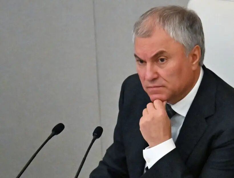 Госдума придаст особое значение защите герба России