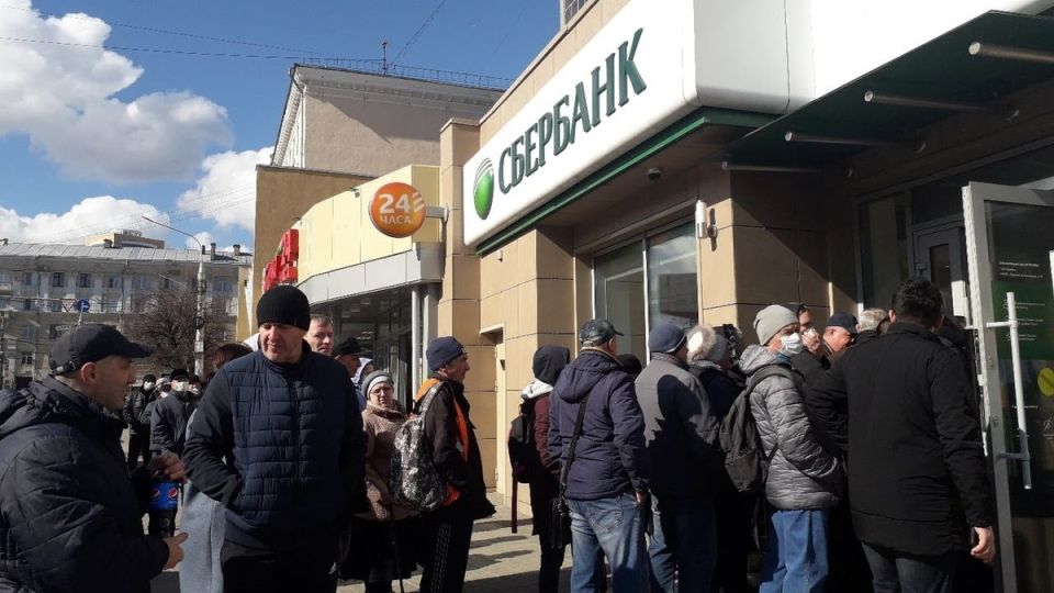 Бурное увеличение наличных средств: что стоит за новой финансовой тенденцией в России?