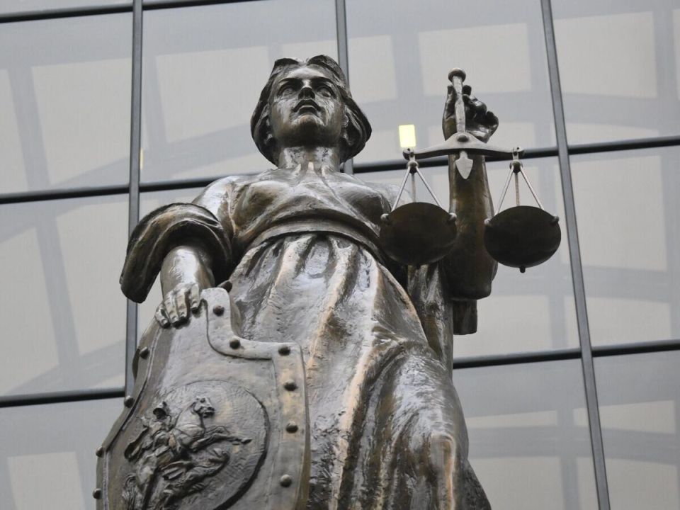 Штраф для эксперта фонда 'Свободная Россия': Все детали громкого дела