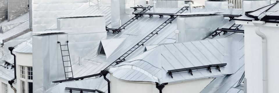 Проблемы с крышей? Как действовать, если в вашем доме течет крыша