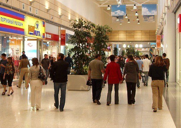 Торговые центры и туалеты: права потребителей в условиях дефицита