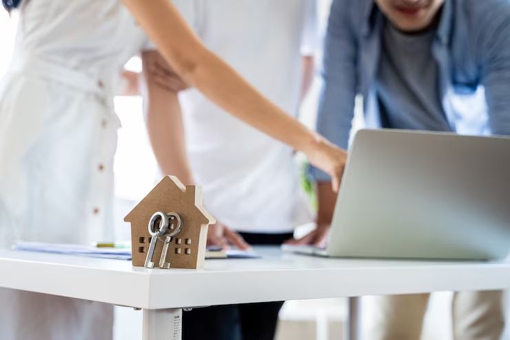 7 судебных историй: неожиданные повороты разводов и имущественных споров в 2025 году