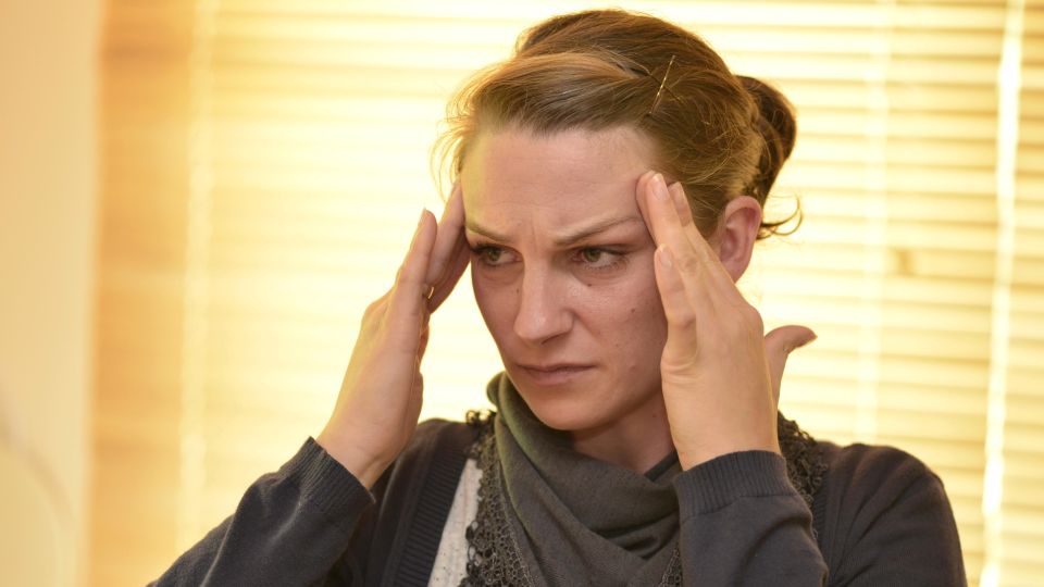 От каких продуктов стоит воздержаться, чтобы не вызвать мигрень, озвучил Мясников