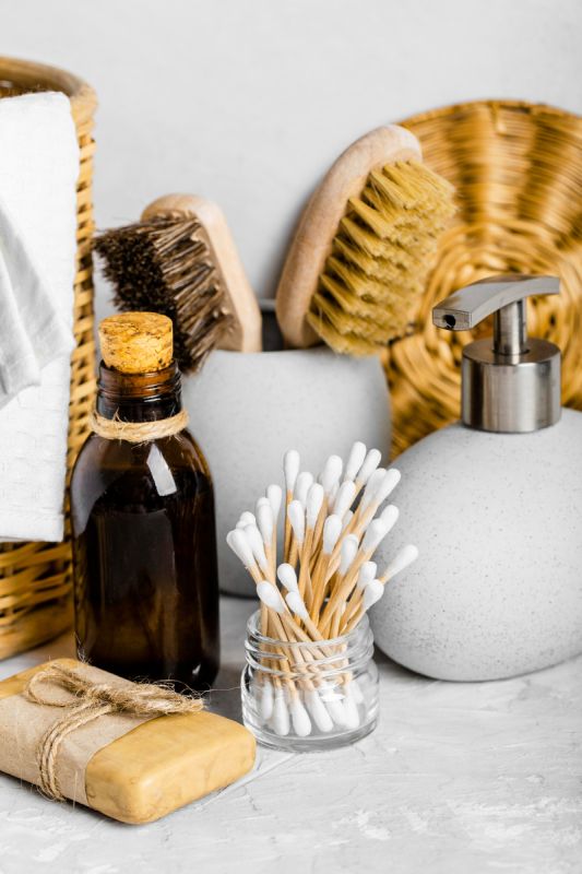 Что нельзя выбрасывать в унитаз: основные правила утилизации