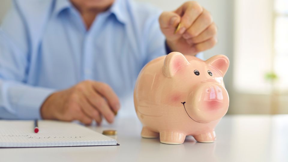 Как избежать приостановки пенсионных выплат: важные советы