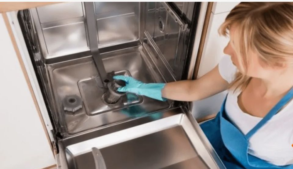 Уход за посудомоечной машиной: секреты долговечности и чистоты