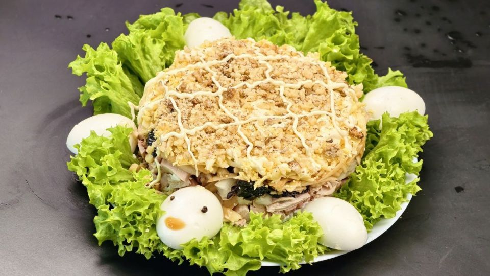 Салат "Черепаха": ностальгия на новогоднем столе 2026 года