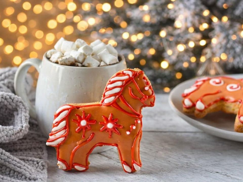Вкусное волшебство к Новому Году: печенье в форме Коня-огня