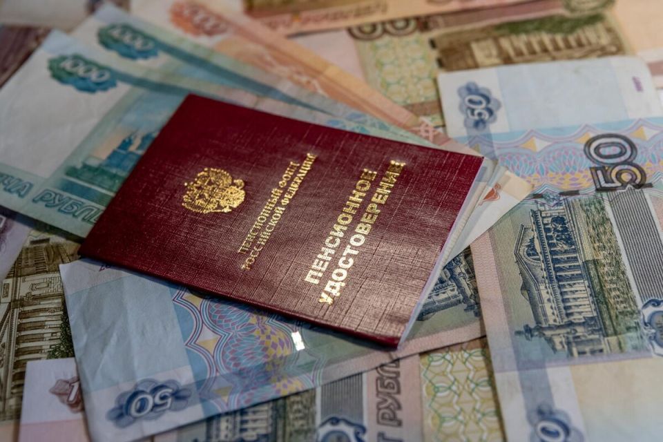 Пенсионные баллы для россиян сохраняются во время декретного отпуска