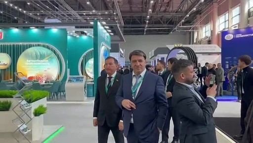      XVI     -  : KazanForum 2025     103   82  