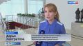 В белом зале Дома дружбы партийный проект "Женское движение Единой России" организовал обучающую программу "Женской политшколы" для активисток республики