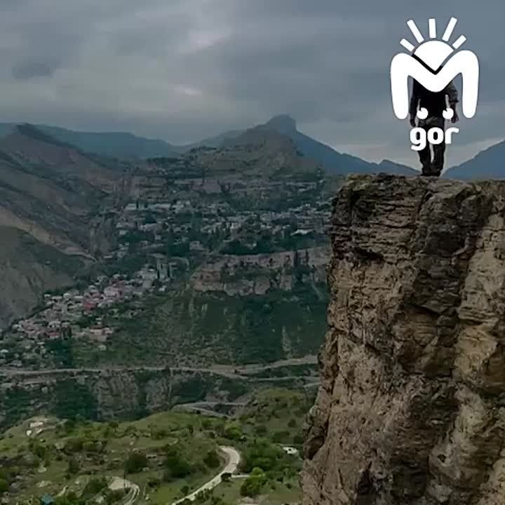    !!!