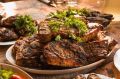 Станет безвкусным и резиновым: всего одна ошибка при приготовлении мяса уничтожит ваше блюдо