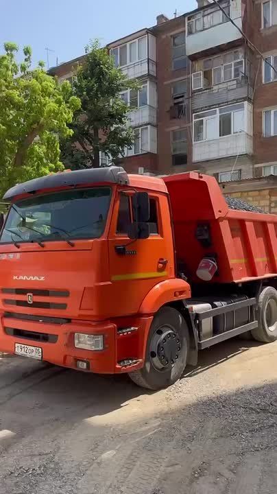       , 8         