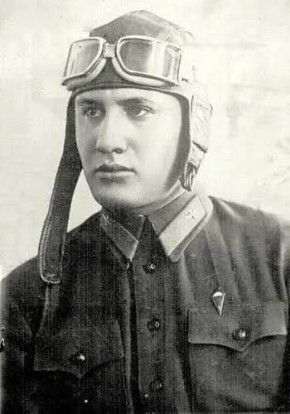 10  1942      ,  ,       