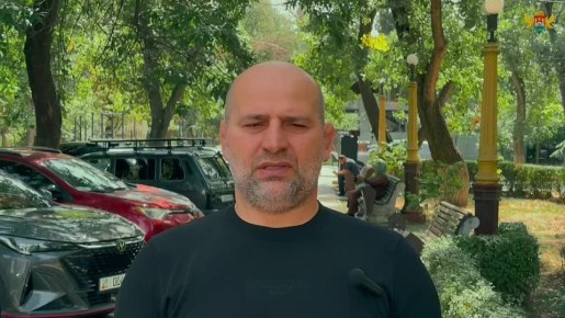    .  ,   -           ,    