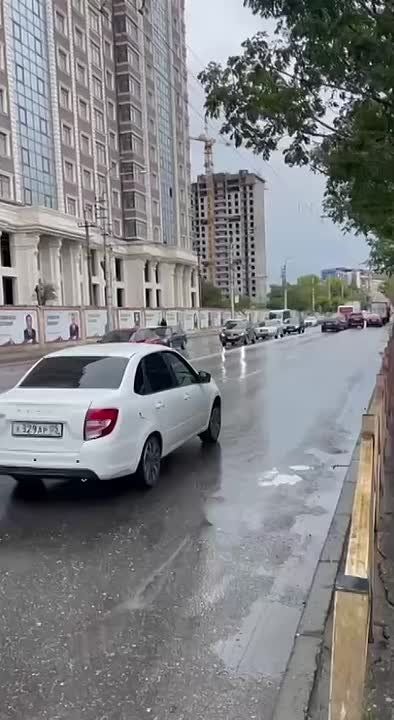        ,     