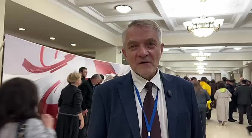 "Россия - горная страна": ведущий научный сотрудник Института географии РАН Алексей Гуня о значении форума "Устойчивое развитие горных территорий"