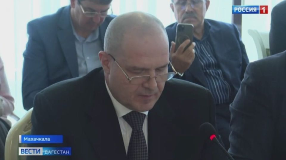 В рамках первого дня Горного форума состоялось открытое заседание рабочей группы по вопросам правового регулирования в сфере развития и сохранения горных субъектов при комиссии Общественной палаты России