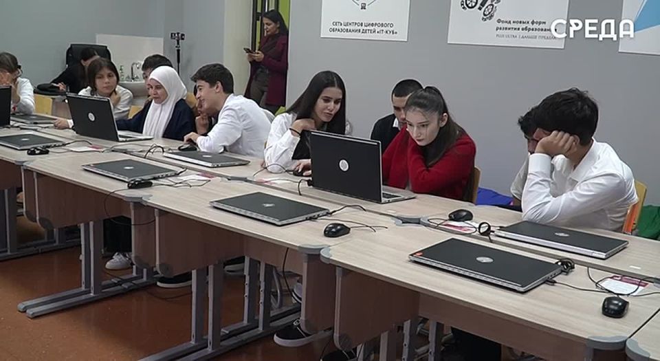 В Каспийске состоялся чемпионат по оказанию первой помощи среди школьников