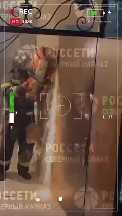 "Подводную" майнинг-ферму из 32 аппаратов обнаружили в подвале многоэтажки Махачкалы