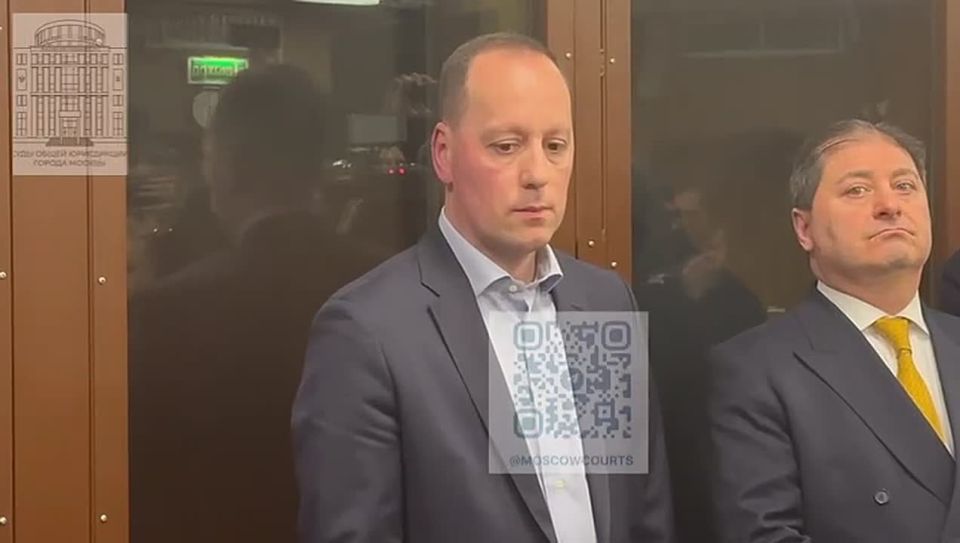 Басманный районный суд Москвы заключил под стражу Ибрагима Амеевича Сулейманова, обвиняемого в преступлениях, предусмотренных ч. 3 ст. 33, п. «ж» ч. 2 ст. 105, ч. 3 ст. 33, п. «ж» ч. 2 ст. 105, ч. 3 ст. 33, ч. 3 ст. 30, п....