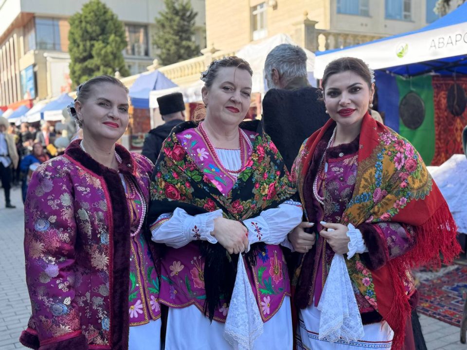 На II Международном форуме «Устойчивое развитие горных территорий» Минсельхозпрод Дагестана организовал выставку продукции местных производителей