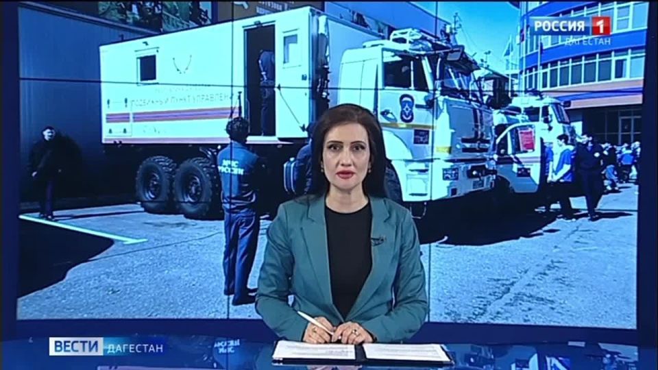 Сегодня российские спасатели отмечают свой профессиональный праздник - День гражданской обороны