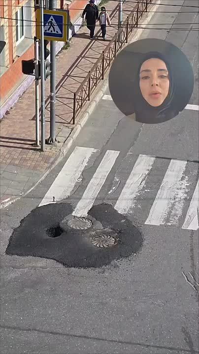 Осторожно, водитель. Угол И. Казака - Дахадаева,рабочие приехали,асфальт уложили